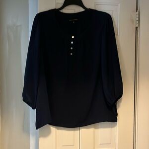 Woman’s Adrienne Vittadini blouse 2xl